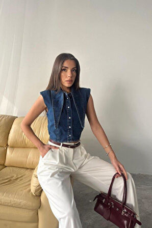 Mavi Yaka Detaylı Denim Crop
