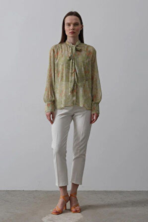 Yakası Fularlı Şifon Gömlek - Fıstık Yeşili