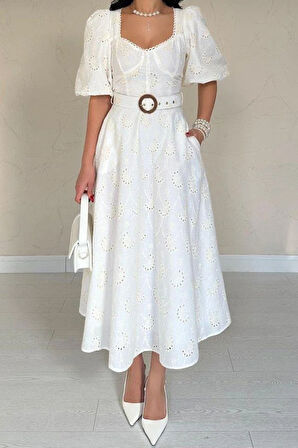 Ekru Göğüs Kup Detaylı Kemerli Brode Elbise