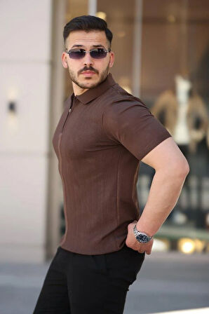 Erkek Yakası Fermuarlı Kısa Kollu T-shirt