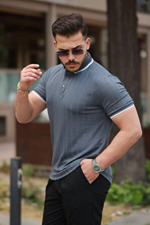 Erkek Düğme Yakalı Jakar Kumaş Kısa Kollu Tişört