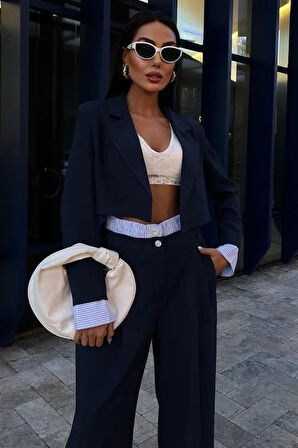 Garni Detaylı Crop Ceketli Takım 10075