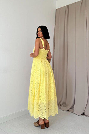 Sarı Askılı Aparatlı Brode Elbise