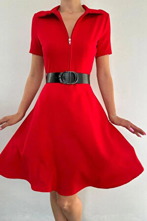 Kırmızı Kemerli Spor Elbise
