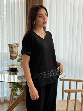 Kadın Kısa Kollu V Yakalı Pul Payetli Viskon Iki Iplik Bluz Ve Pantolon Ikili Takım