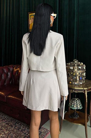 Crop Ceketli Ve Pile Etekli Garnili Takım 10111