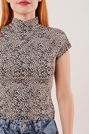 Leopar Desen Kısa Kollu Basic T-Shirt