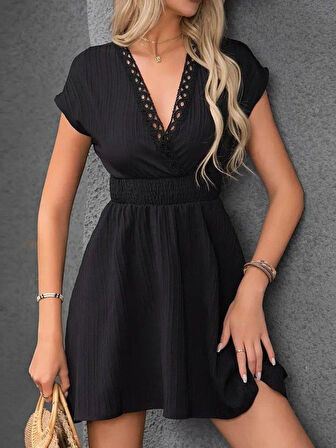 Kadın Kısa Kollu Kruvaze Yakalı Beli Lastikli Bürümcük Elbise