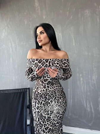 Kadın Madonna Yaka Dalgıç Kumaş Leopar Desen Maxi Boy Derin Yırtmaçlı Elbise