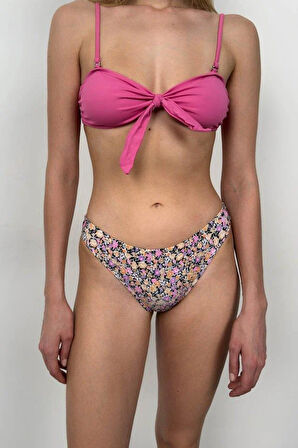 Fiyonk Detay Çiçekli Bikini Takım