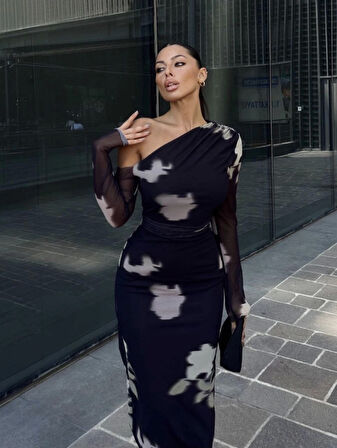 Tek Omuz Asimetrik Desenli Uzun Şifon Elbise - Siyah