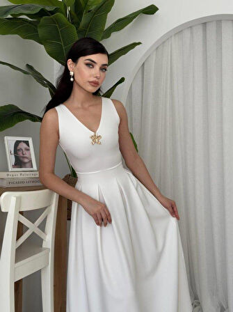 Late Yıldız Detaylı Elbise