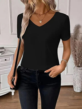 Kadın Kısa Kollu V Yakalı Arkası Dantelli Viskon Bluz