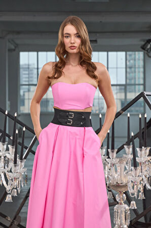 Sophisticated Elegance Crop Top Pembe