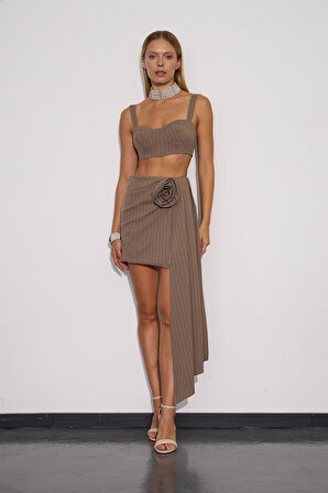 City Vibes Kuşak Detaylı Çizgili Mini Etek Vizon