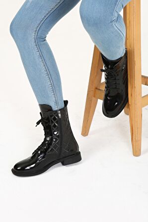 CASSIDOSHOES SİYAH RUGAN  BAĞCIKLI FERMUARLI BOT  010-9019