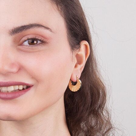 14 Ayar İtalyan İstiridye Altın Küpe 5,15 gr