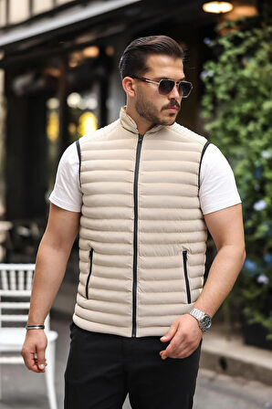 Cyrus Erkek Standart Fit Normal Kesim Bej Dik Yaka Fermuarlı Şişme Yelek