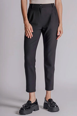 Kadın Yandan Cepli Arka Cep Fleto Beli Lastikli ve Pilili Slim Fit Pantolon Siyah