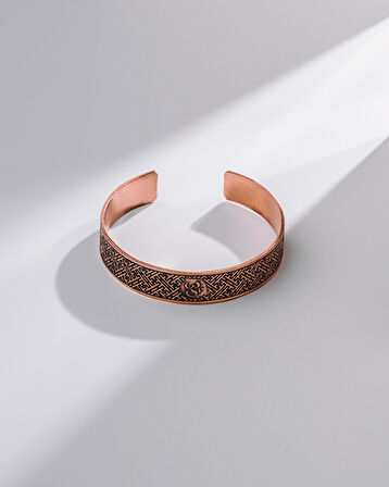 Koruyucu Yüz Motifli Bakır Bilezik