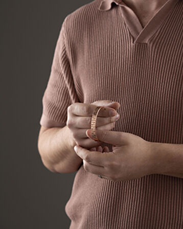 Kare Dokulu Manyetik Bakır Bilezik