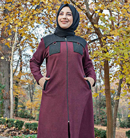 Omuzu Parçalı Vişne Tesettür Kap