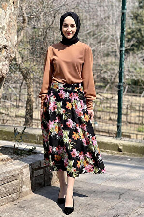 Moda Çizgi Etek