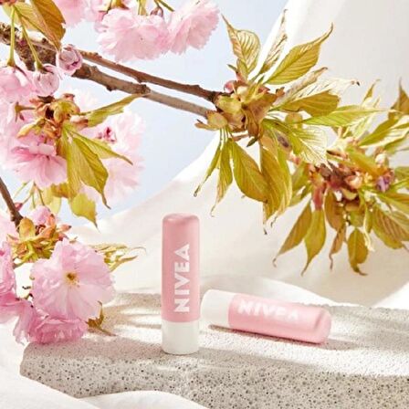 Nivea Dudak Peelingi Lipstick Kuşburnu Yağı