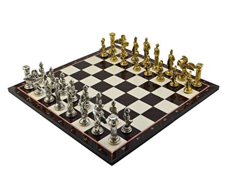 GiftHome Battal Boy Metal PEGASUS Satranç Takımı Parlak ve Katlanır Ceviz Desenli MDF Satranç Tahtası (43X43 cm.)