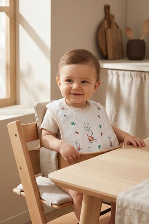    Su Geçirmez Bebek Mama Önlüğü
