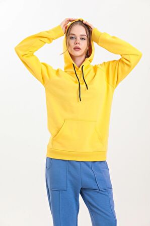 Sarı Kapüşonlu Kanguru Cepli Basic Sweatshirt