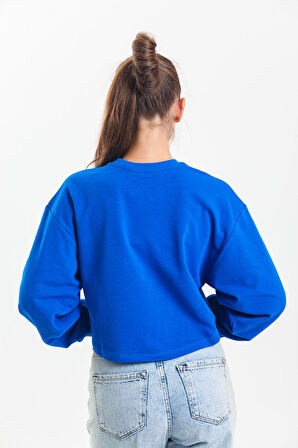 Saks Mavisi Oversize Crop Sweatshirt