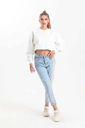 Ekru Oversize Crop Sweatshirt