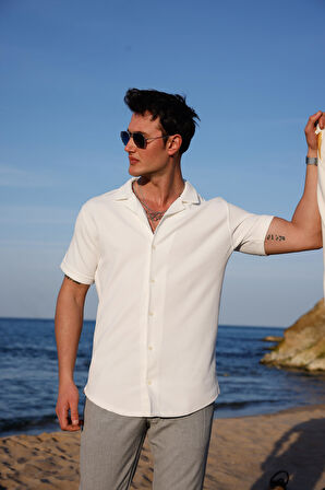 Beyaz Renk Dokulu Kısa Kol Erkek Gömlek