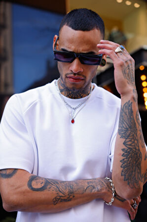 Beyaz Renk Yarım Kol Oversize Tişört