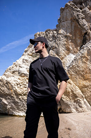 Erkek Siyah Renk Oversize Baskısız Basic Tişört