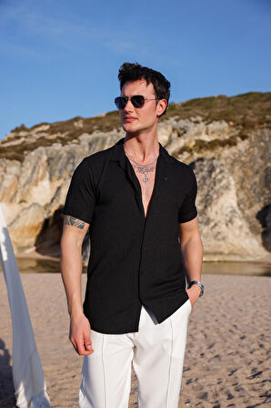 Erkek Siyah Renk Burgu Desen Kısa Kol Gömlek