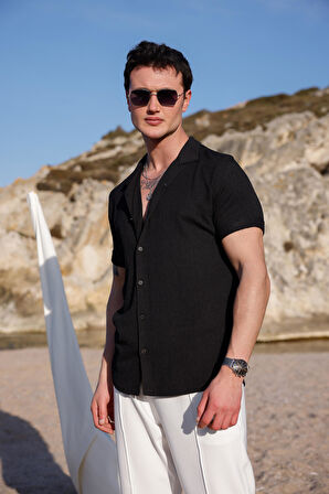 Erkek Siyah Renk Burgu Desen Kısa Kol Gömlek