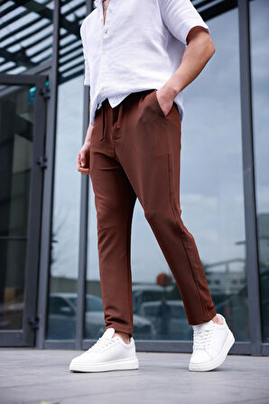 Erkek Kahve Renk Likralı Kumaş Jogger Pantolon
