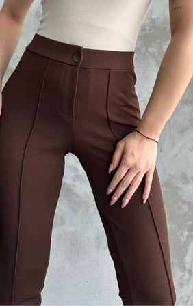 Kadın  Krep Kumaş Dar Paça Beli Lastikli Kahverengi Çizgi Detaylı  Pantolon