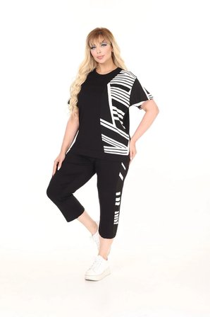 Kadın Siyah Kapri Tshirt Beyaz Desenli Şık Viskon Penye Alt Üst Takım