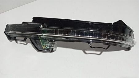 Audi Q7 Ayna Sinyali Sağ 4M0 949 102 A