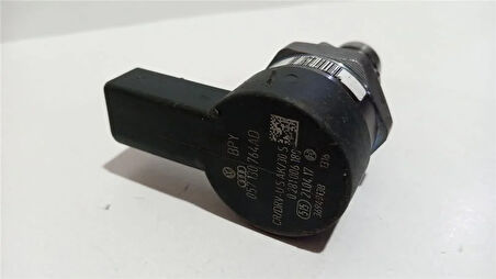 VW-AUDİ-SKODA-SEAT-OEM VW ENJEKTÖR BASINÇ VALFI 057130764L 0281002969