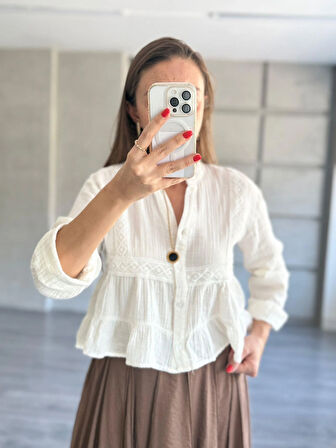 Fisto Detaylı Pamuklu Gömlek