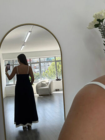 Beyaz Garnili Askılı Elbise