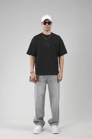 Bisiklet Yaka Taşlı Logo Detaylı Oversize Kalıp Erkek Tişört