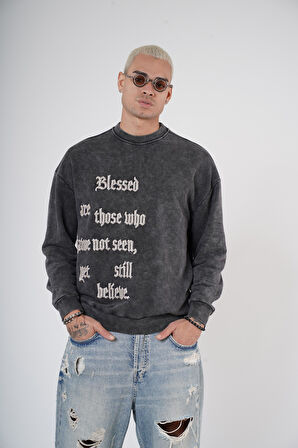 Bisiklet Yaka Yazı Nakışlı Yıkamalı Oversize Kalıp Unisex Sweatshirt