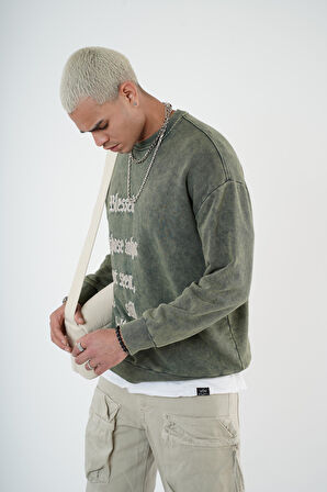 Bisiklet Yaka Yazı Nakışlı Yıkamalı Oversize Kalıp Unisex Sweatshirt