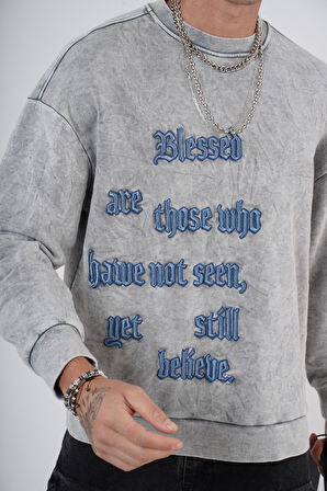 Bisiklet Yaka Yazı Nakışlı Yıkamalı Oversize Kalıp Unisex Sweatshirt
