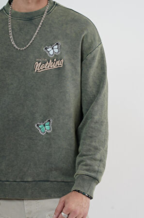 Bisiklet Yaka Yıkamalı Aplikeli Oversize Kalıp Sweatshirt